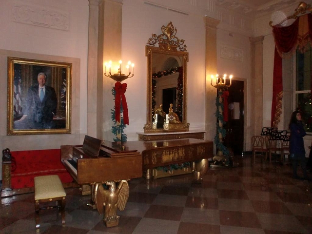 White House Christmas 2009 075.jpg